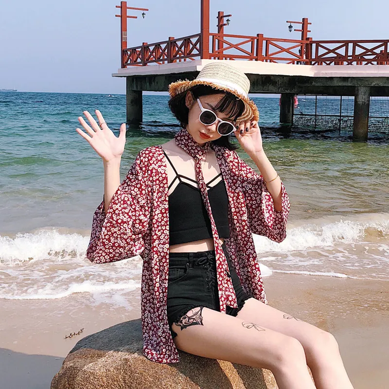 2 colors 2018 summer harakuju beach loose kimono cardigan floral digit print shirts womens blouses outwear (B1564)
2 colors 2018 summer harakuju beach loose kimono cardigan floral digit print shirts womens blouses outwear (B1564)