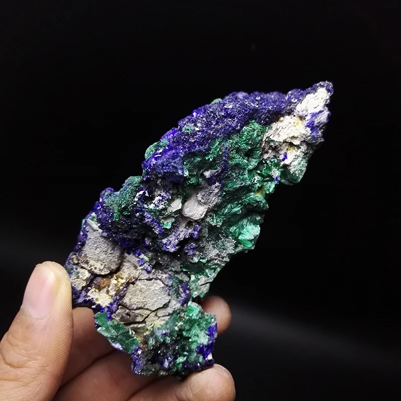 163.9g NATURAL Stones and Minerals malachite azurite ore crystal specimens A1-106
163.9g NATURAL Stones and Minerals malachite azurite ore crystal specimens A1-106