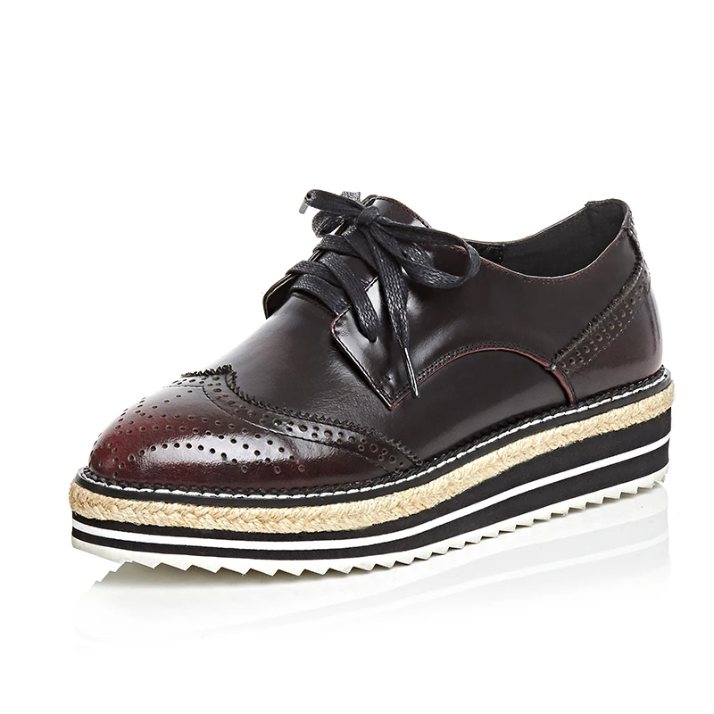 Woman flats Genuine leather Brogue shoes for Women 4 cm Platform shoe Size 34-39 Autumn casual shoe Lace-up Sexy ladies flats
Woman flats Genuine leather Brogue shoes for Women 4 cm Platform shoe Size 34-39 Autumn casual shoe Lace-up Sexy ladies flats