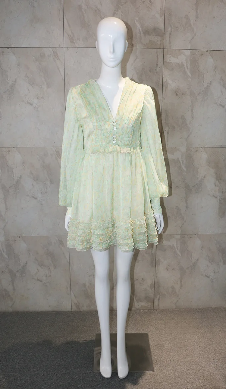 10605228903_1726540154