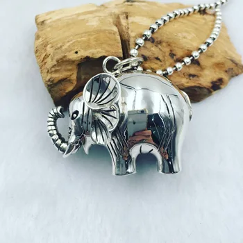 S925 Pure Silver Elephant intime smooth silver pendant male and female silver pendant
S925 Pure Silver Elephant intime smooth silver pendant male and female silver pendant