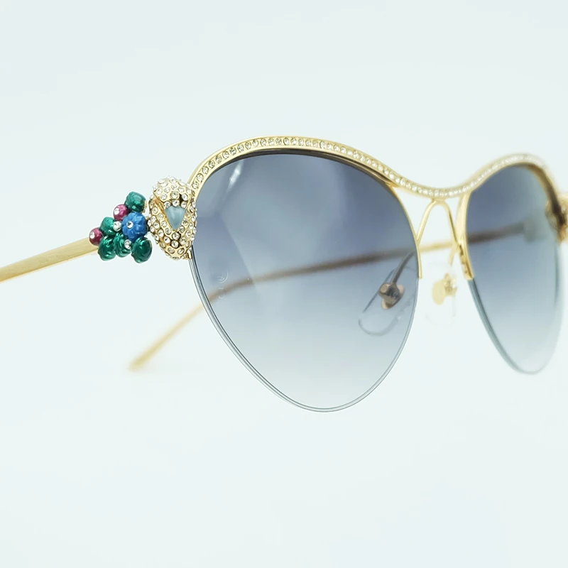 Diamond 2018 luxury sunglasses women brand designer sun glasses for women Carter glasses frame pink sunglass rhinestone 6438290
Diamond 2018 luxury sunglasses women brand designer sun glasses for women Carter glasses frame pink sunglass rhinestone 6438290