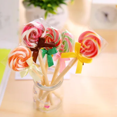 1 Pcs 0.5mm Lollipop Ballpoint Pen Sweet Candy Styling Kawaii School Supply Office Stationery Handles Creative Cute Gift
1 Pcs 0.5mm Lollipop Ballpoint Pen Sweet Candy Styling Kawaii School Supply Office Stationery Handles Creative Cute Gift