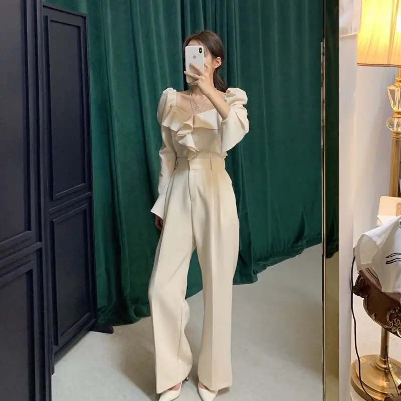 2 piece set women sleeve ruffled top+wide-leg pants arrival palace wind,puff sleeve ensemble jupe et haut
2 piece set women sleeve ruffled top+wide-leg pants arrival palace wind,puff sleeve ensemble jupe et haut