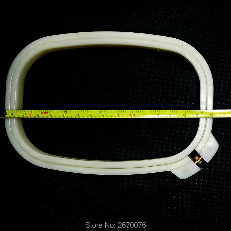 4.3*6.3' Mini Plastic Cross Stitch Hoop Adjustable Oblong Machine Embroidery Frame Ivory Handcraft Hoops Sewing Tools Wholesale
4.3*6.3' Mini Plastic Cross Stitch Hoop Adjustable Oblong Machine Embroidery Frame Ivory Handcraft Hoops Sewing Tools Wholesale