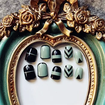 Hot Sale 24pcs/box Nail Art False Acrylic French Fake Nails Short Clear Full Cover Nail Decorated Beauty Nail Tips Manicure tool
Hot Sale 24pcs/box Nail Art False Acrylic French Fake Nails Short Clear Full Cover Nail Decorated Beauty Nail Tips Manicure tool