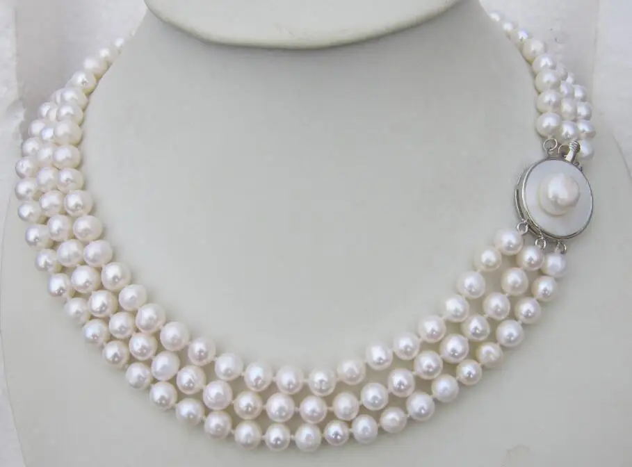 FREE SHIPPING HOT sell new Style >>>>> Triple strands AAA Real south sea WHITE pearl necklace 17 inch
FREE SHIPPING HOT sell new Style >>>>> Triple strands AAA Real south sea WHITE pearl necklace 17 inch