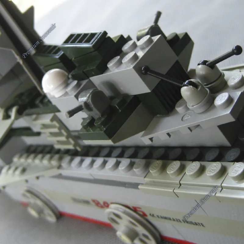228pcs-set-Cruiser-Building-Block-Brick-Army-Military-Ship-Model-Battle-War-Ship-Navy-Vessel-Boat (1)
