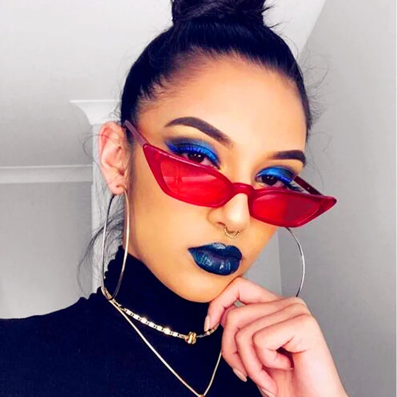 PLINTH Brand Designer Sunglasses Women 2019 Shades For Women Sexy Small Cat Eye Sunglasses Translucent Red Glasses Vintage Style
PLINTH Brand Designer Sunglasses Women 2019 Shades For Women Sexy Small Cat Eye Sunglasses Translucent Red Glasses Vintage Style