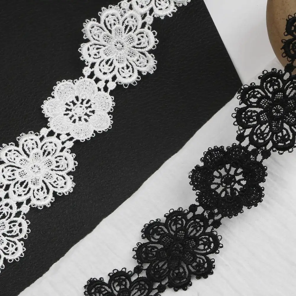 Lace Fabric New 5.5cm Flower Black White DIY Crafts Sewing Supplies Decoration Accessories For Garments Flower Lace Trim
Lace Fabric New 5.5cm Flower Black White DIY Crafts Sewing Supplies Decoration Accessories For Garments Flower Lace Trim