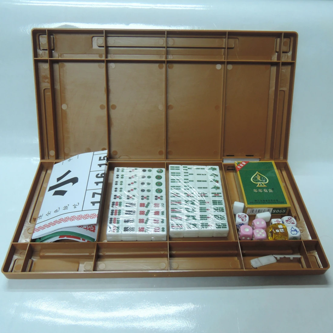 6 in 1 Mini Acrylic Mahjong Traveling Game Portable Mahjong Cards Dices Set - Color Random(Ivory or Ivory White)
6 in 1 Mini Acrylic Mahjong Traveling Game Portable Mahjong Cards Dices Set - Color Random(Ivory or Ivory White)