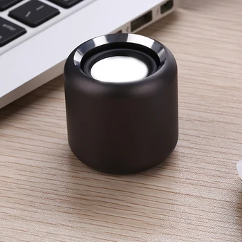 Aluminum Alloy Mini Bluetooth 3.0 Speaker Portable Outdoor Camping Wireless Speaker Microphone Music Bass Sound Box
Aluminum Alloy Mini Bluetooth 3.0 Speaker Portable Outdoor Camping Wireless Speaker Microphone Music Bass Sound Box