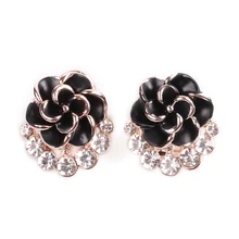 2018 Fashion Charm Crystal Flower Earrings for Women Elegant Black White Blossom Cubic Zirconia Ear Stud Party Wedding Jewelry 
2018 Fashion Charm Crystal Flower Earrings for Women Elegant Black White Blossom Cubic Zirconia Ear Stud Party Wedding Jewelry