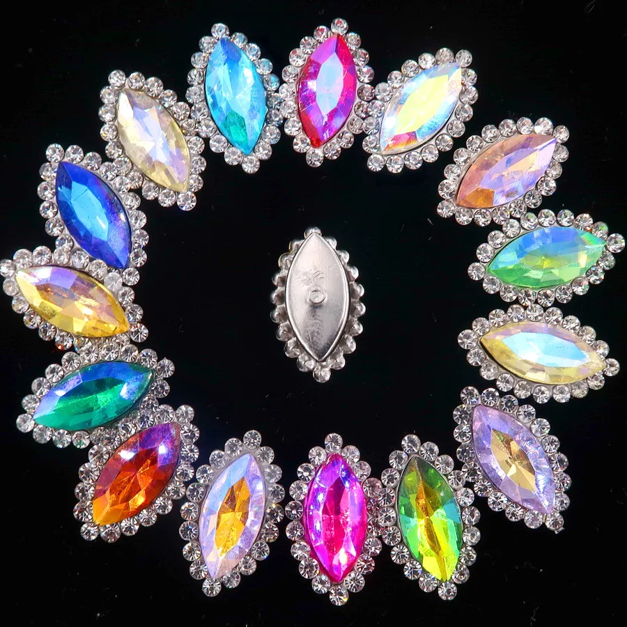 4*8mm 7*15mm AB glass crystal with rhinestones Silver claw settings Marquise Navette shape Sew on rhinestone wedding dress diy
4*8mm 7*15mm AB glass crystal with rhinestones Silver claw settings Marquise Navette shape Sew on rhinestone wedding dress diy