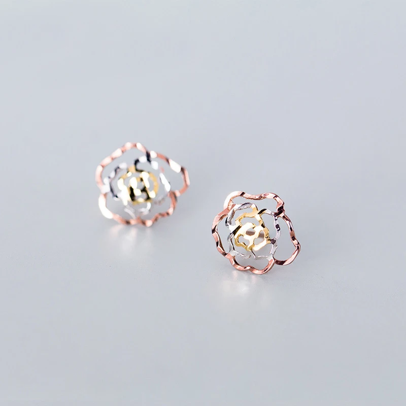 MloveAcc Hot Sale 925 Sterling Silver Hollow Geometric Flower Stud Earrings for Women Silver Earrings Jewelry
MloveAcc Hot Sale 925 Sterling Silver Hollow Geometric Flower Stud Earrings for Women Silver Earrings Jewelry