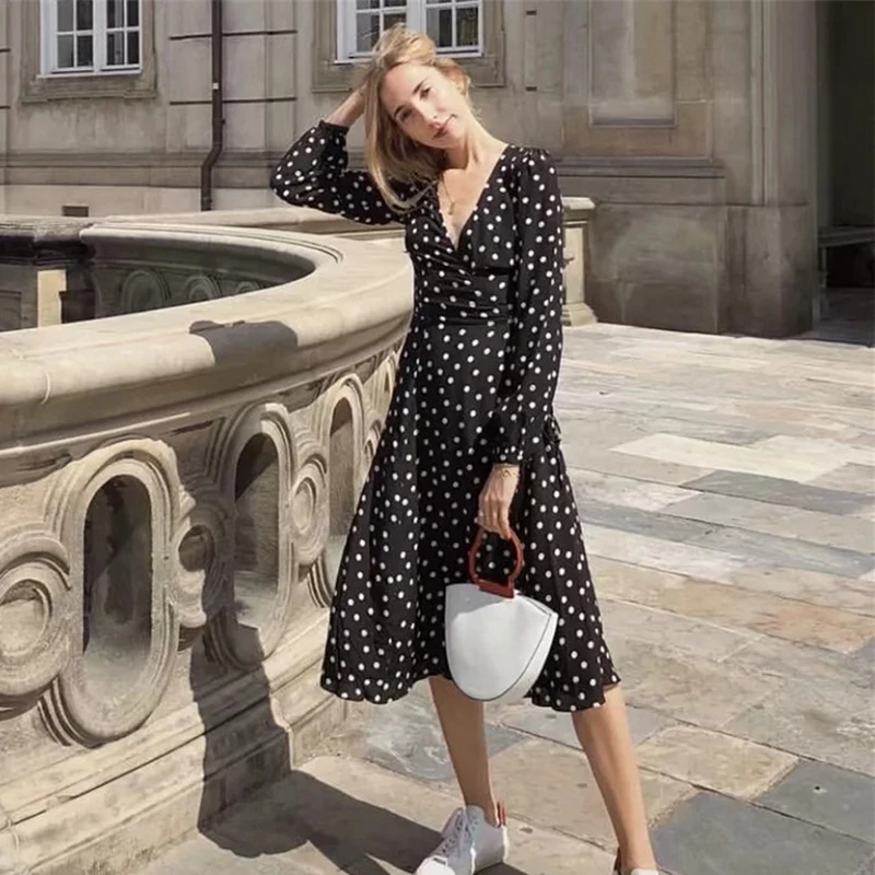 Long Sleeve Elegant Dress Women Autumn Spring Wave Point Print Maxi Dress Robe Deep V Neck Sexy Dress Vestido
Long Sleeve Elegant Dress Women Autumn Spring Wave Point Print Maxi Dress Robe Deep V Neck Sexy Dress Vestido