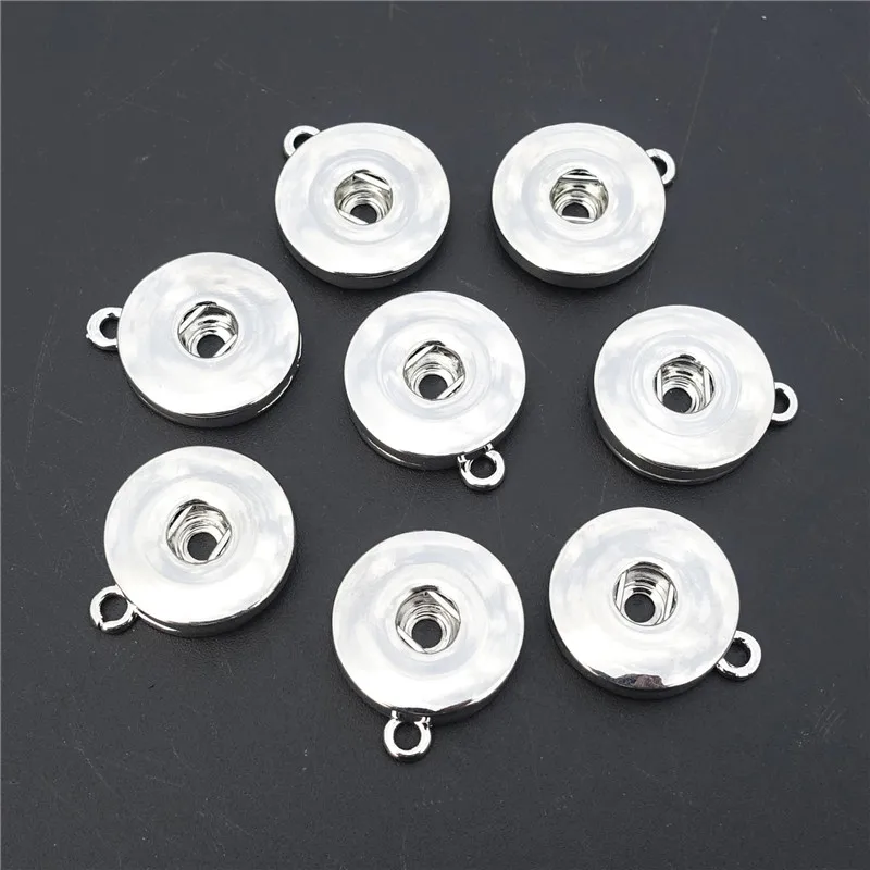 18mm Snap Buttons Charms Rhodium Plating 1 Loop Interchangeable Dangling DIY Jewelry Findings Dangler Pendant 100 Pieces
18mm Snap Buttons Charms Rhodium Plating 1 Loop Interchangeable Dangling DIY Jewelry Findings Dangler Pendant 100 Pieces