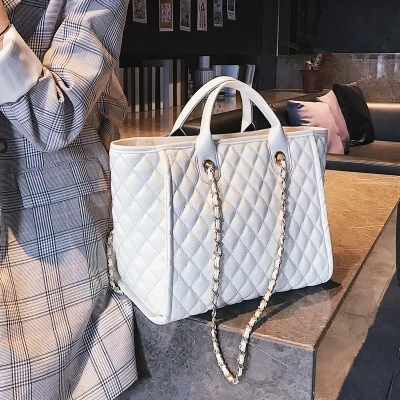 European style Fashion Retro Women Large Handbags Shoulder Bag 2019 New Quality PU Leather Women's Designer Handbag Big Tote bag
European style Fashion Retro Women Large Handbags Shoulder Bag 2019 New Quality PU Leather Women's Designer Handbag Big Tote bag