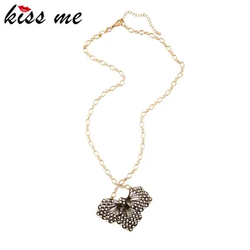 Ms Restoring Ancient Ways Hollow-out Leaf Pendant Midsummer Long Necklace Factory Wholesale
Ms Restoring Ancient Ways Hollow-out Leaf Pendant Midsummer Long Necklace Factory Wholesale