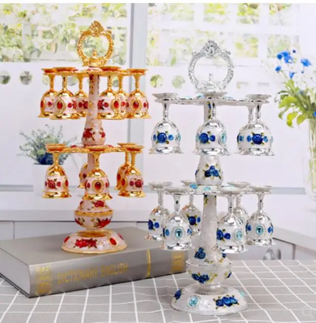 Metal Wine Set Creative European Liquor Hanging Cup Double-deck Cup Frame Home Living Room High-end Craft Gift
Metal Wine Set Creative European Liquor Hanging Cup Double-deck Cup Frame Home Living Room High-end Craft Gift