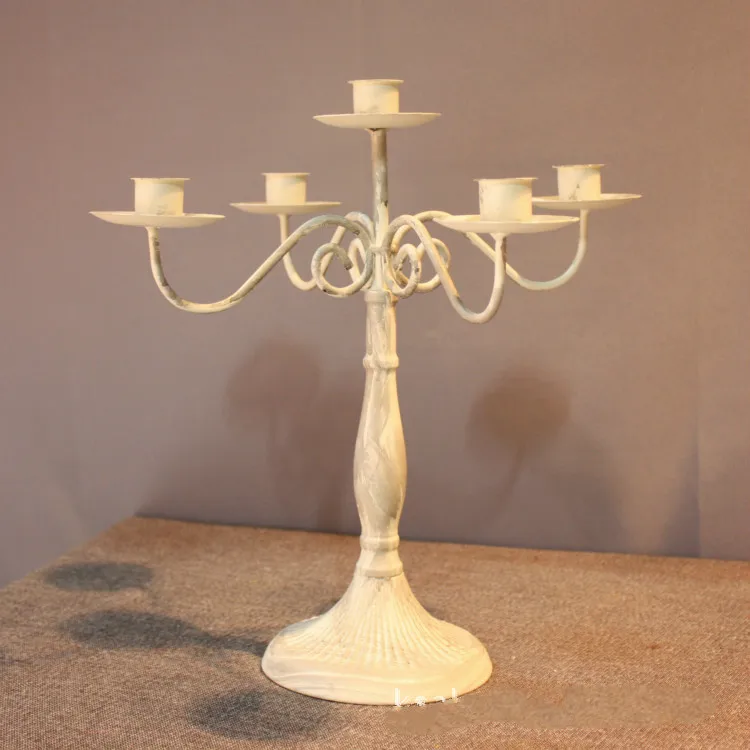 European-style Retro Iron Candlestick Candlelight Dinner Wedding Decoration Crafts with Three Heads and Five Heads 45 Cm High
European-style Retro Iron Candlestick Candlelight Dinner Wedding Decoration Crafts with Three Heads and Five Heads 45 Cm High