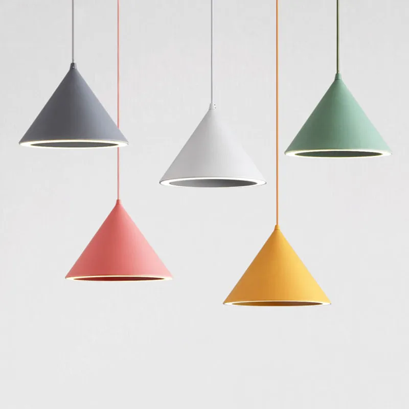 Modern Black / White / Green ABS LED Conical Droplight Metal Cone Shape Pendant Light For Bar Restaurant Home Decoration
Modern Black / White / Green ABS LED Conical Droplight Metal Cone Shape Pendant Light For Bar Restaurant Home Decoration