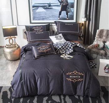 blue Embroidery Luxury Royal Bedding set Queen King size 4Pcs Duvet cover Bed sheet linen set for mans
blue Embroidery Luxury Royal Bedding set Queen King size 4Pcs Duvet cover Bed sheet linen set for mans