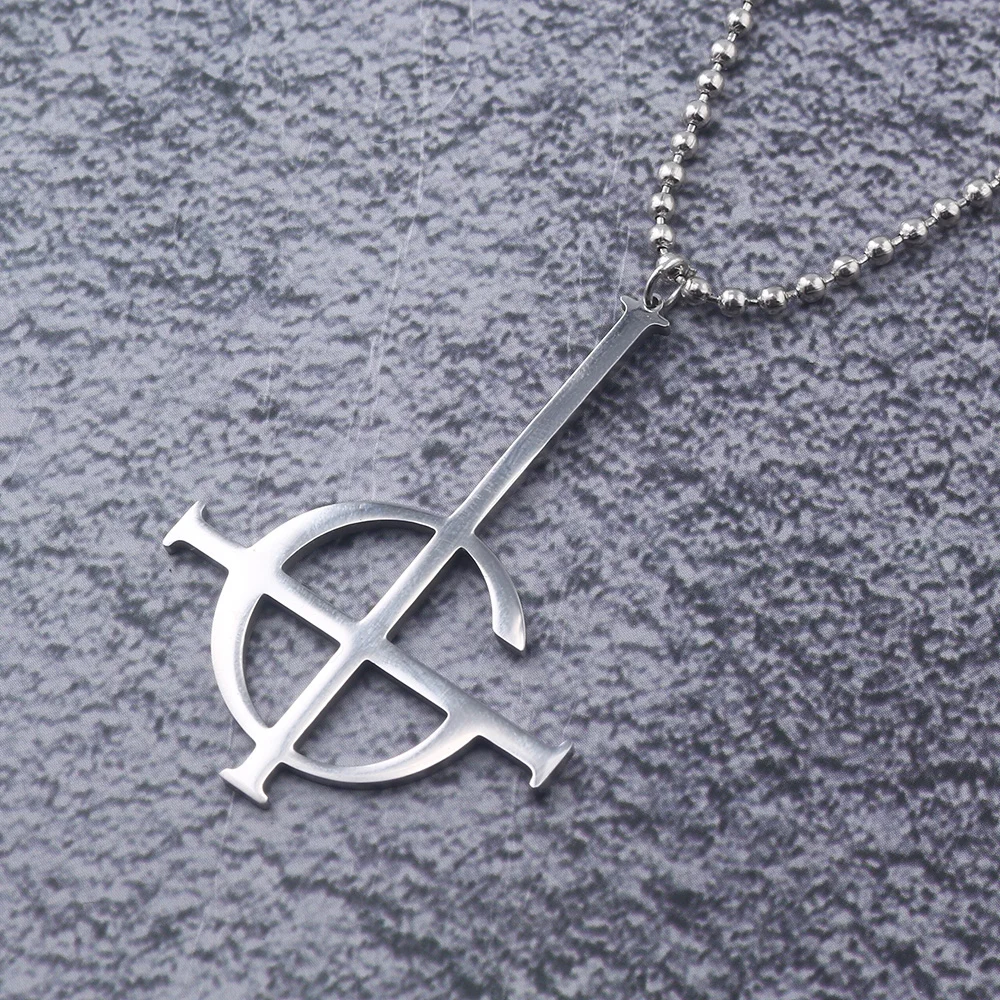 20PCS/Wholesale Ghost Nameless Fashion Ghouls Necklace Man Woman Stainless Steel Band Inverted Cross Pendant Gift For Fans
20PCS/Wholesale Ghost Nameless Fashion Ghouls Necklace Man Woman Stainless Steel Band Inverted Cross Pendant Gift For Fans