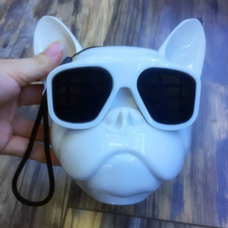Cartoon dog Aerobull Bluetooth speaker lanyard Bulldog wireless subwoofer portable HIFI U disk support TFcard mobile phone audio
Cartoon dog Aerobull Bluetooth speaker lanyard Bulldog wireless subwoofer portable HIFI U disk support TFcard mobile phone audio
