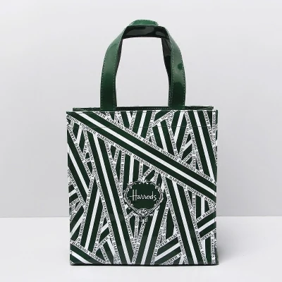 2019 new season fashion PVC shopping Bag waterproof bags England style Green women hand bag shoulder bags
2019 new season fashion PVC shopping Bag waterproof bags England style Green women hand bag shoulder bags