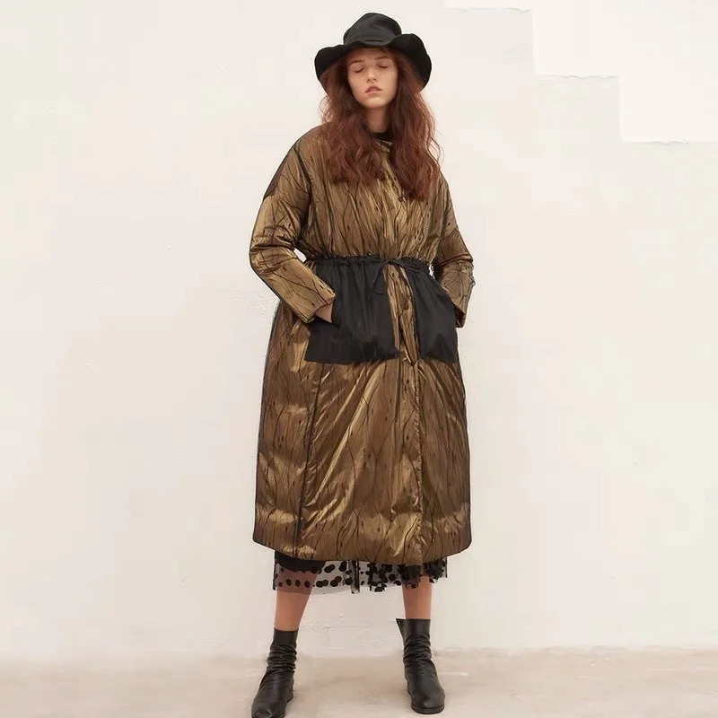 2018 New Collection black lace overlaid gold oversized long women white duck down jacket coat winter
2018 New Collection black lace overlaid gold oversized long women white duck down jacket coat winter