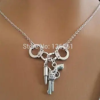 Handcuff Gun Bullet Necklace Pendants Vintage Punk Collares Gothic Choker Necklace For Women Men Jewelry Friendship Gifts NEW
Handcuff Gun Bullet Necklace Pendants Vintage Punk Collares Gothic Choker Necklace For Women Men Jewelry Friendship Gifts NEW