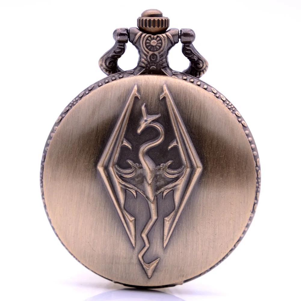 Vintage Antique Cosplay Game The Elder Scrolls V Skyrim Mens Womens Quartz Pocket Watch Analog Pendant Necklace Regarder Gift
Vintage Antique Cosplay Game The Elder Scrolls V Skyrim Mens Womens Quartz Pocket Watch Analog Pendant Necklace Regarder Gift