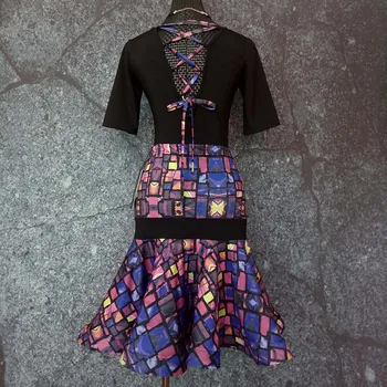 Latin dance costume short sleeve lace printed herringbone skirt
Latin dance costume short sleeve lace printed herringbone skirt