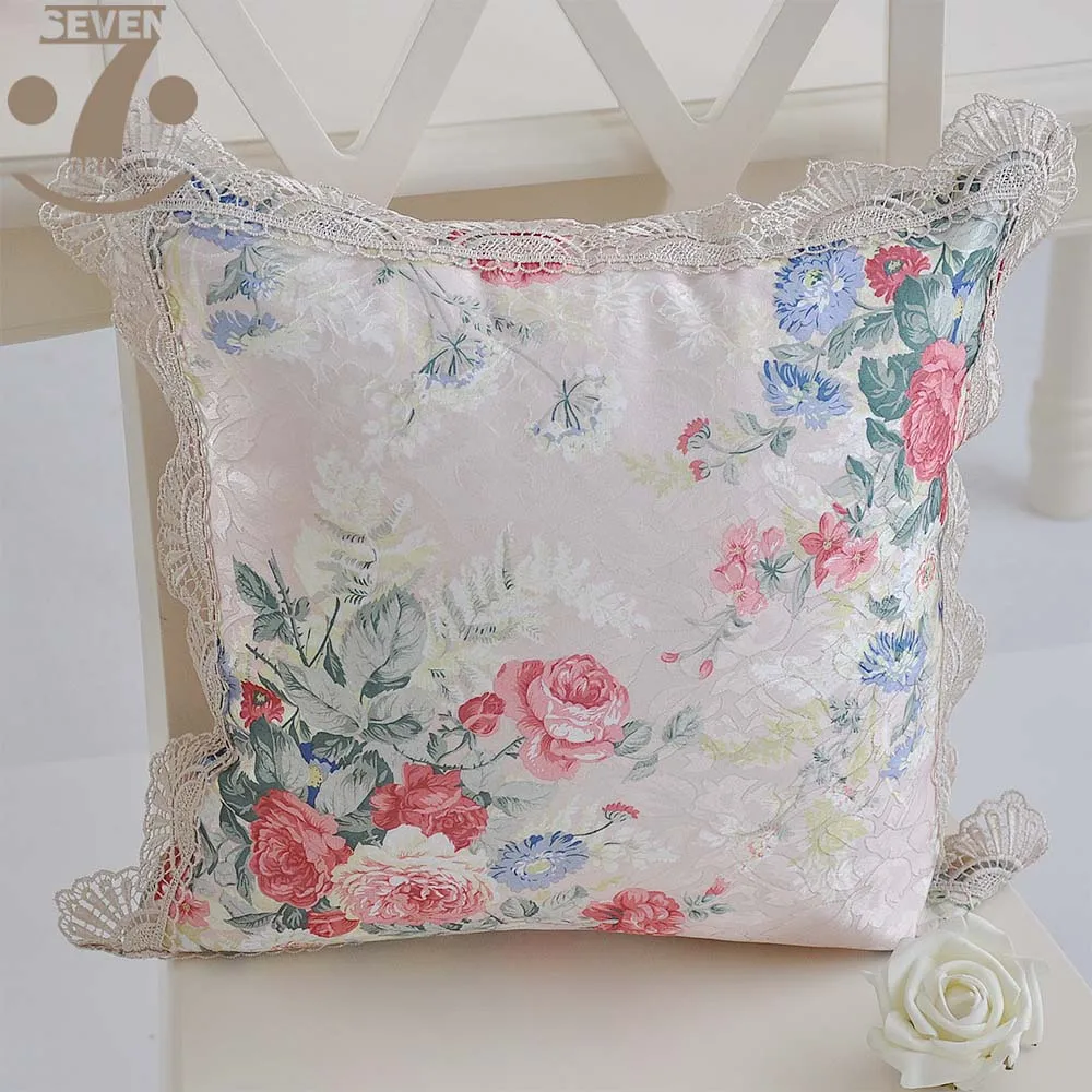 High Quality Soft Jacquard Cloth Floral Pattern 45x45cm Square Home Decorative Pillow Cover With Elegant Lace Border
High Quality Soft Jacquard Cloth Floral Pattern 45x45cm Square Home Decorative Pillow Cover With Elegant Lace Border