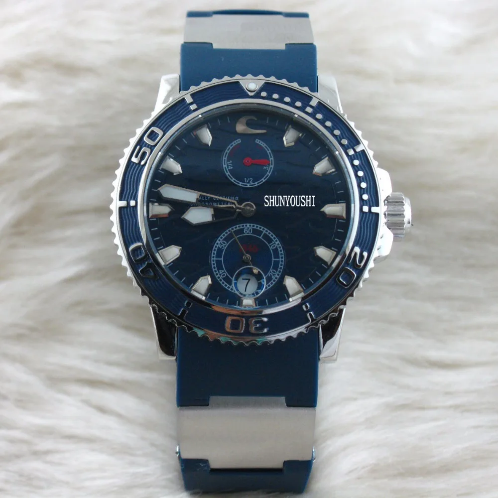 WG04333 Mens Watches Top Brand Runway Luxury European Design Automatic Mechanical Watch
WG04333 Mens Watches Top Brand Runway Luxury European Design Automatic Mechanical Watch