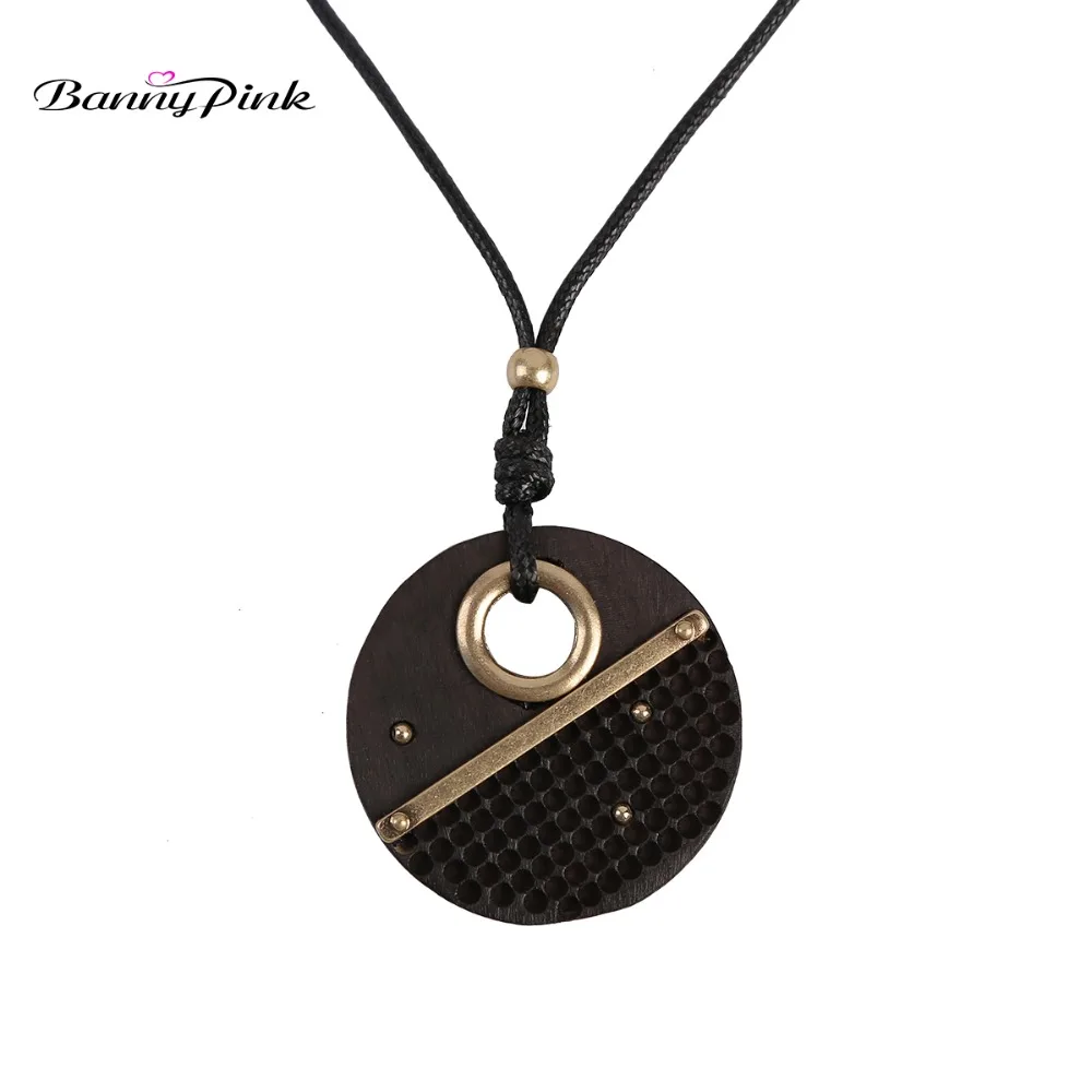 Banny Pink Vintage Round Wood Pendant Necklace For Women Ethnic Circle Statement Big Dangle Necklace Black Rope Chain Necklace
Banny Pink Vintage Round Wood Pendant Necklace For Women Ethnic Circle Statement Big Dangle Necklace Black Rope Chain Necklace