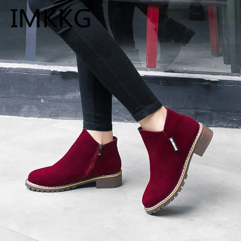 plus size 42 Female Fashion Slip On Low Heel Sewing Flock Platform Ankle Boots Women's Casual Comfortable Style Black Shoes V228
plus size 42 Female Fashion Slip On Low Heel Sewing Flock Platform Ankle Boots Women's Casual Comfortable Style Black Shoes V228
