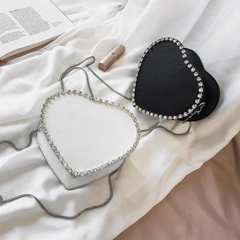 Elegant Female Diamond Heart Bag 2019 Summer New High Quality PU Leather Women's Designer Handbag Chain Shoulder Messenger bag
Elegant Female Diamond Heart Bag 2019 Summer New High Quality PU Leather Women's Designer Handbag Chain Shoulder Messenger bag