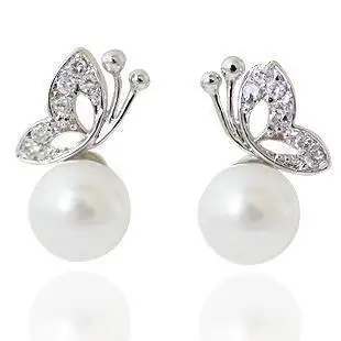 2017 New Korean Luxury Hollow Shiny Crystal Simulated Pearl Silver Butterly Stud Earrings E059
2017 New Korean Luxury Hollow Shiny Crystal Simulated Pearl Silver Butterly Stud Earrings E059