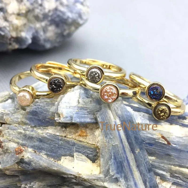 5 Assorted Colors Popular Gold Electroplated Colorful Shimmer Druzy Crystal Rings Adjustable Titanium Rings Findings RM4771
5 Assorted Colors Popular Gold Electroplated Colorful Shimmer Druzy Crystal Rings Adjustable Titanium Rings Findings RM4771