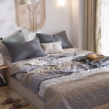 2019 New Plaid Summer Quilt Bedspread Blanket Comforter Bed Cover Quilting Home Textiles Suitable Thin Coverlet YM32
2019 New Plaid Summer Quilt Bedspread Blanket Comforter Bed Cover Quilting Home Textiles Suitable Thin Coverlet YM32