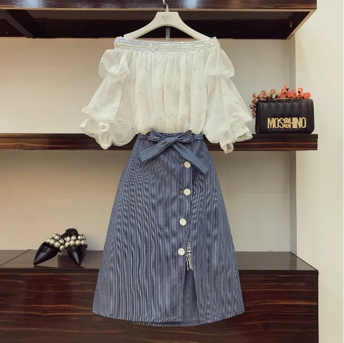 2019 New Summer Women's Off Shoulder Sequins Chiffon Blouse + Stripe Split Medium-long Skirt Two Piece Girls Skirt Suits
2019 New Summer Women's Off Shoulder Sequins Chiffon Blouse + Stripe Split Medium-long Skirt Two Piece Girls Skirt Suits