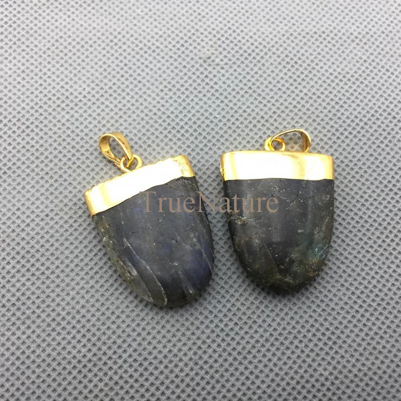 High Quality Gold Color Beef Tongue Natural Labradorite Charms For Jewelry Making In 32*24 mm PM4332
High Quality Gold Color Beef Tongue Natural Labradorite Charms For Jewelry Making In 32*24 mm PM4332