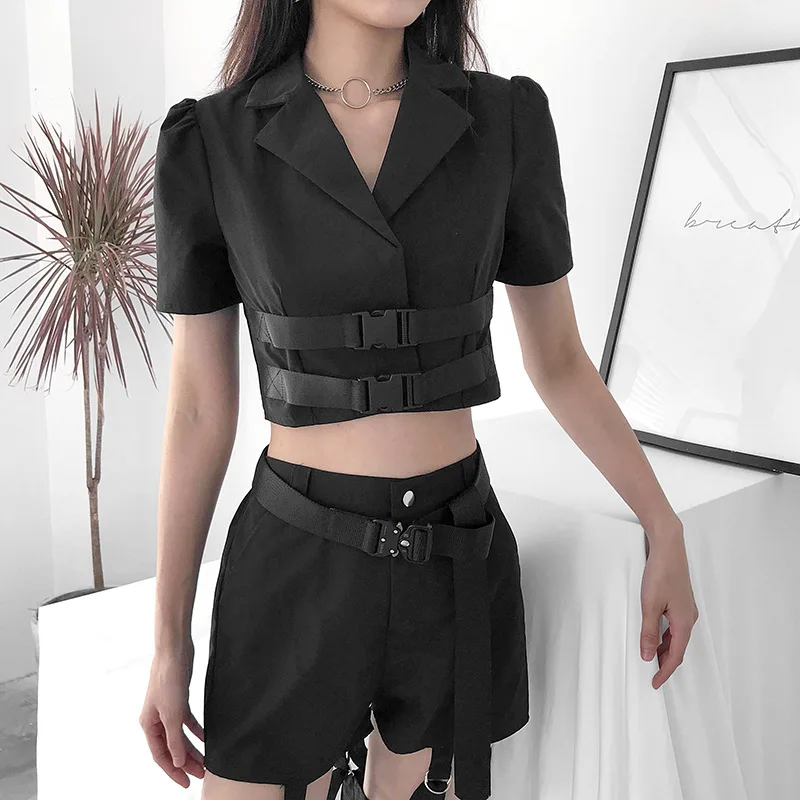 Punk Black Notched Crop Tops Women Buckle Short Sleeve Adjustable Waist T Shirt Female Summer Streetwear Casual Tee Shirt
Punk Black Notched Crop Tops Women Buckle Short Sleeve Adjustable Waist T Shirt Female Summer Streetwear Casual Tee Shirt