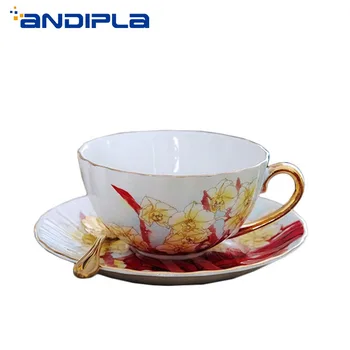 200cc Farmhouse Style Flower Pattern Coffee Cup and Saucer Kit Ceramic Porcelain Bone China Breakfast Mug Gold Edge Drinkware 
200cc Farmhouse Style Flower Pattern Coffee Cup and Saucer Kit Ceramic Porcelain Bone China Breakfast Mug Gold Edge Drinkware