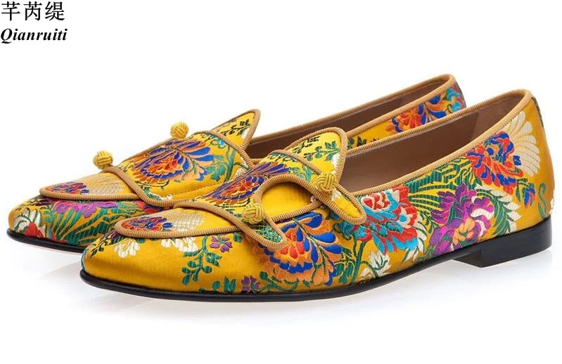 Qianruiti Fashion Shoes Men Floral Embroidered Flats Mixed Color Double-monk Loafers Jacquard Silk Wedding Shoes
Qianruiti Fashion Shoes Men Floral Embroidered Flats Mixed Color Double-monk Loafers Jacquard Silk Wedding Shoes