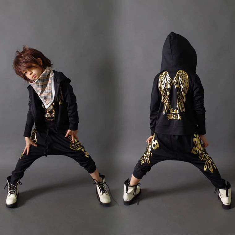 2017 Fahsion Winter Fall Boys Girls Fashion Gold Shiny Wings Pint Long-Sleeve Sport Suit 2Pcs Kids Casual Clothing Set Twinset
2017 Fahsion Winter Fall Boys Girls Fashion Gold Shiny Wings Pint Long-Sleeve Sport Suit 2Pcs Kids Casual Clothing Set Twinset