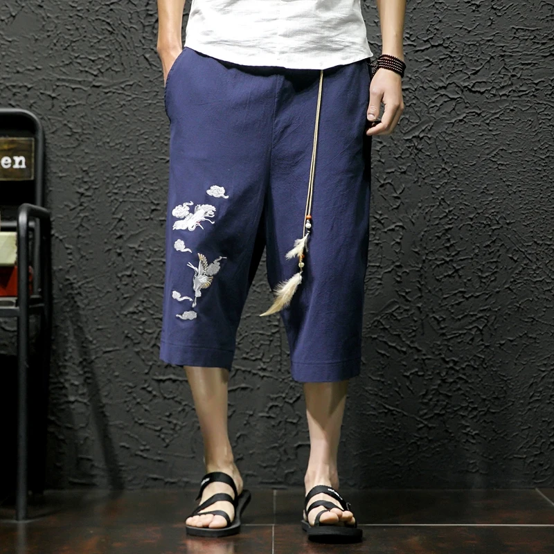 Chinese Style Calf-Length Pants Crane Embroidery Men's Pants Elastic Waist Large Size Black Khaki Gray Blue Calf-Length Pants
Chinese Style Calf-Length Pants Crane Embroidery Men's Pants Elastic Waist Large Size Black Khaki Gray Blue Calf-Length Pants