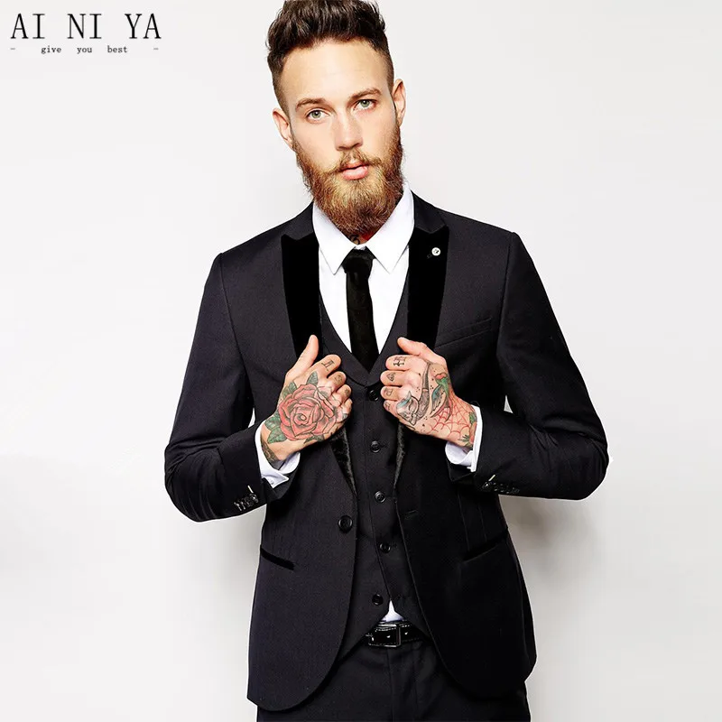 Slim Fit Mens Suits with Velvet Peaked Lapel Custom Made Groom Tuxedos Men's Wedding Dress Suits ( Jacket+Pants+Vest+Tie)
Slim Fit Mens Suits with Velvet Peaked Lapel Custom Made Groom Tuxedos Men's Wedding Dress Suits ( Jacket+Pants+Vest+Tie)
